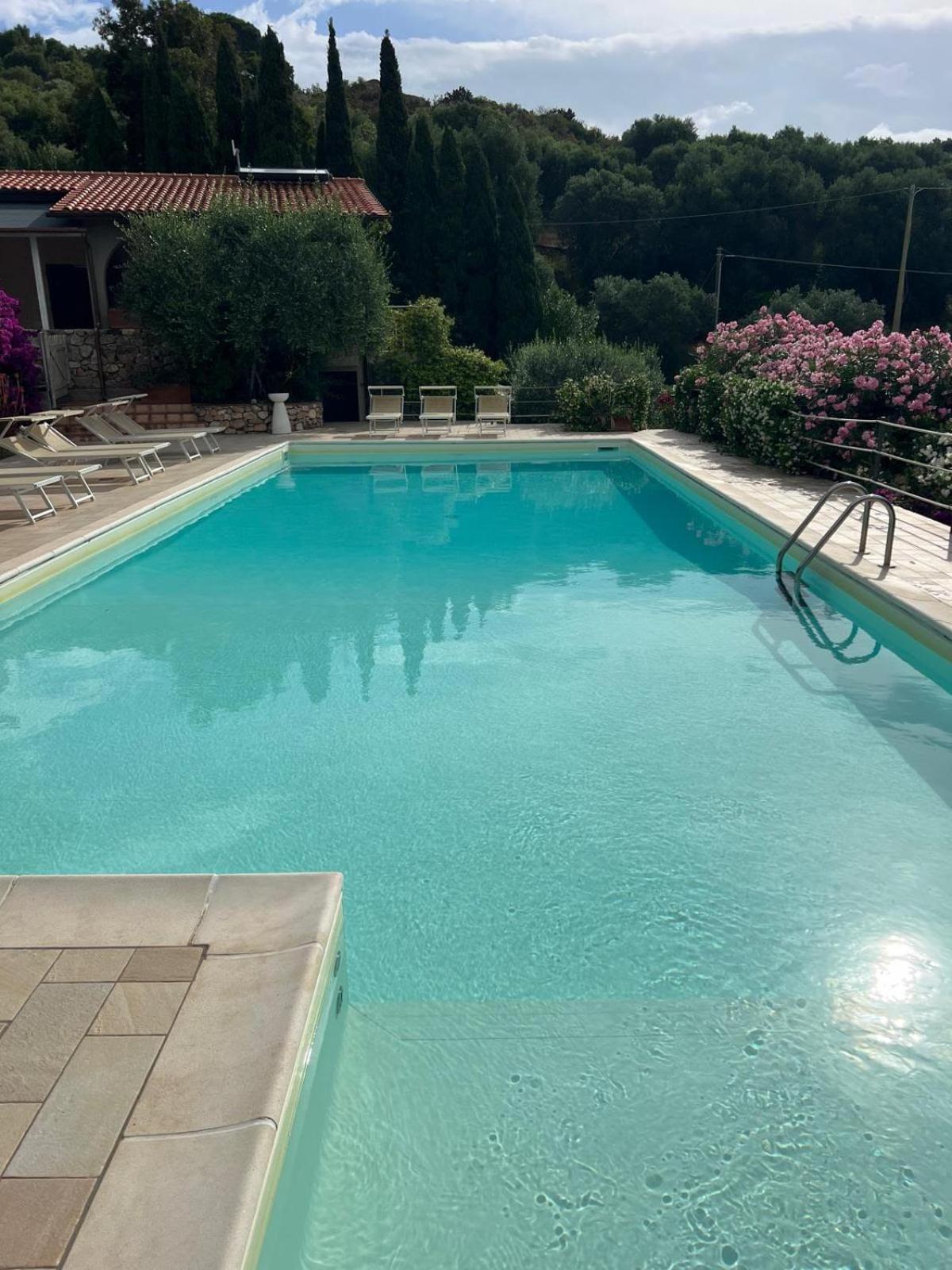 Le Solane Aparthotel Marina di Campo